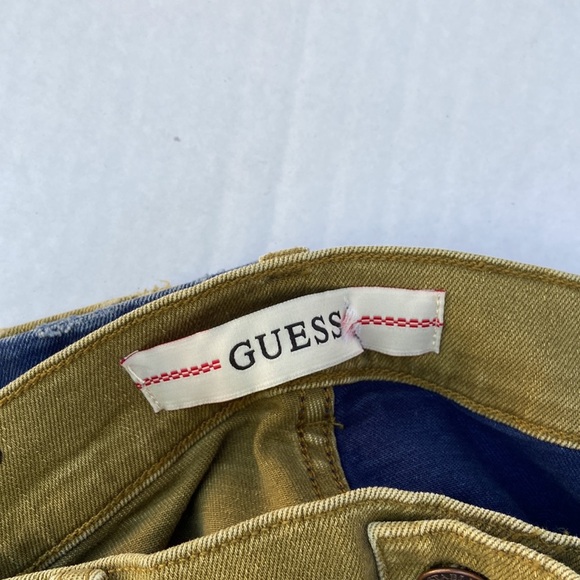 New GUESS Contrast fabric regular fit Jeans - Picture 12 of 12